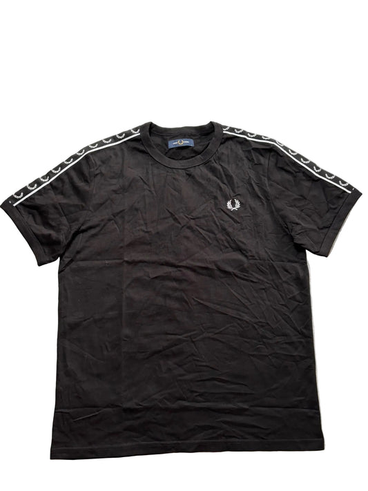 Vintage Fred Perry T-Shirt (M&L)