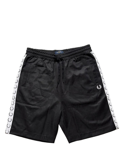 Fred Perry Shorts (S&M&L)